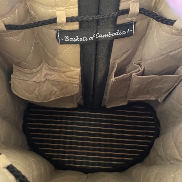 Basket of Cambodia Handbag / Brown / Adjustable Shoulder Crossbody / Medium - Picture 3 of 6